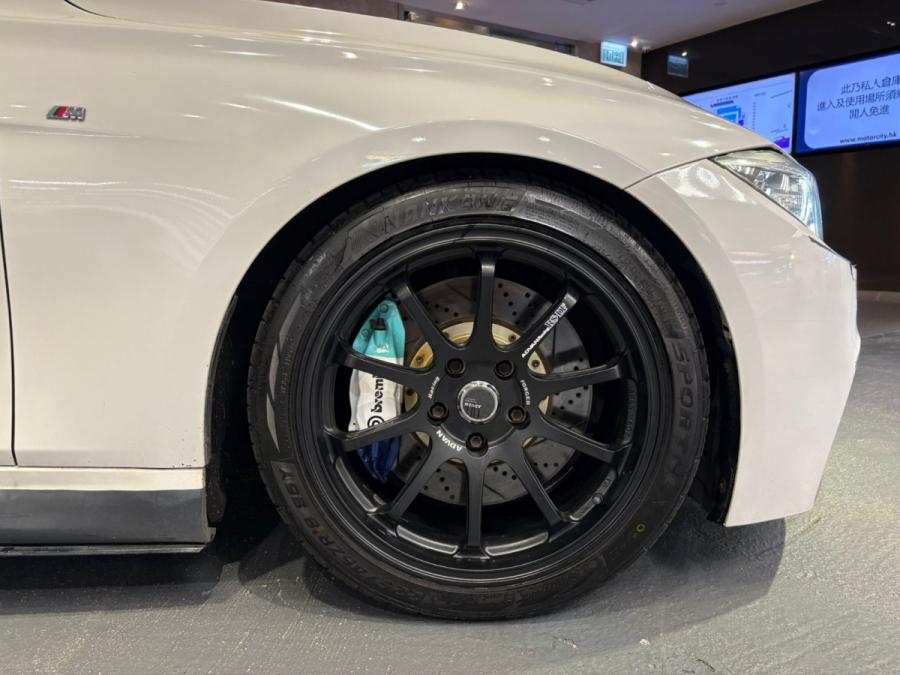 328iA Sport - Image 3